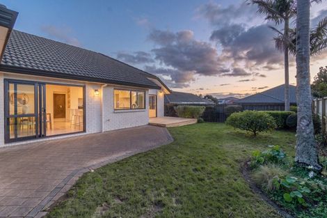 Photo of property in 4 Inagh Close, Dannemora, Auckland, 2016