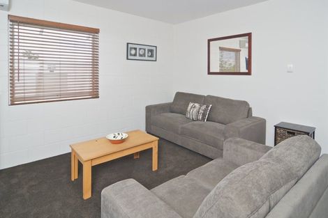 Photo of property in 31 Holly Road, St Albans, Christchurch, 8014