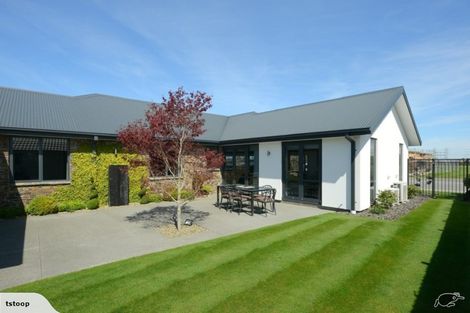 Photo of property in 84 Rannoch Drive, Broomfield, Christchurch, 8042