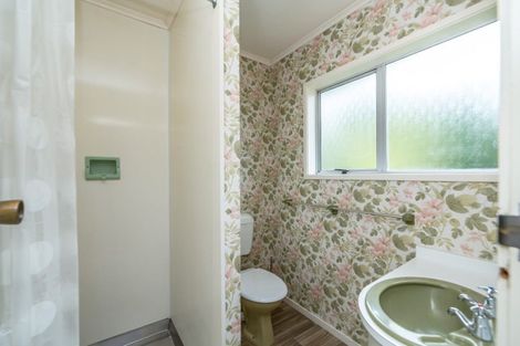 Photo of property in 16 Hickson Street, Featherston, 5710