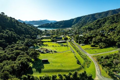 Photo of property in 26 Manuka Drive, Ngakuta Bay, Picton, 7281