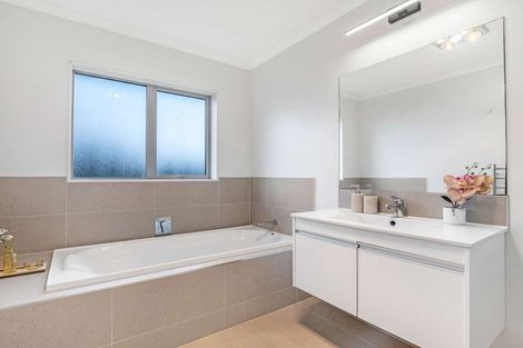 Photo of property in 39 Carroll Place, Owhata, Rotorua, 3010