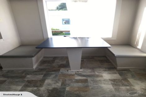 Photo of property in 98 Settlement Road, Papakura, 2110