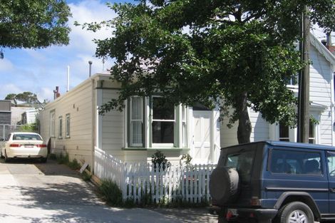 Photo of property in 76 Elizabeth Street, Mount Victoria, Wellington, 6011