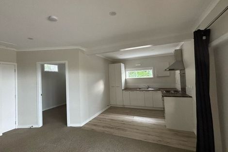 Photo of property in 41 Elliston Crescent, Stanmore Bay, Whangaparaoa, 0932