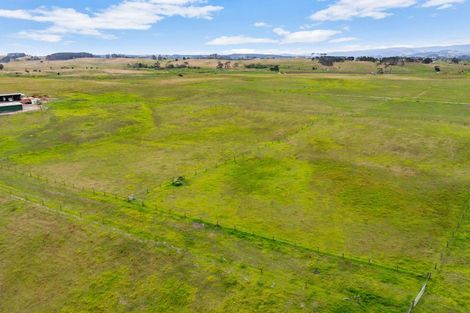 Photo of property in 70 Baylys Coast Road, Dargaville, 0377