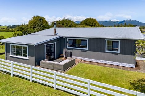 Photo of property in 1257 Mangorei Road, Mangorei, New Plymouth, 4371