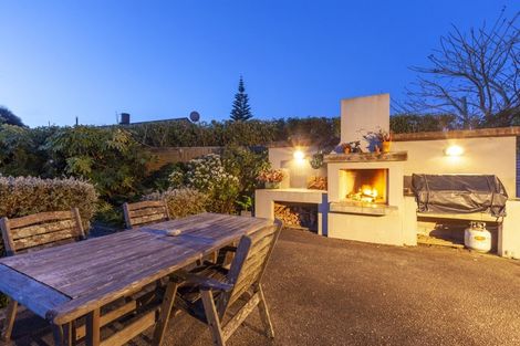 Photo of property in 67 Matatua Road, Raumati Beach, Paraparaumu, 5032