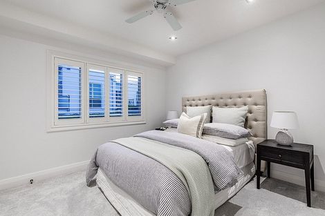 Photo of property in 270 Hurstmere Road, Takapuna, Auckland, 0622