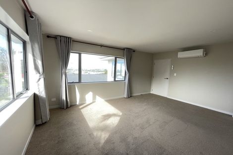 Photo of property in 28a Bruce Road, Glenfield, Auckland, 0629