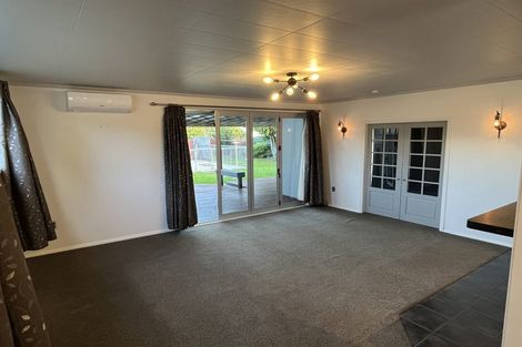 Photo of property in 24 Akaroa Avenue, Awapuni, Palmerston North, 4412