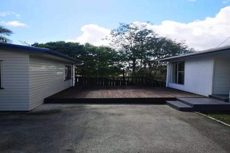 Photo of property in 41 Triangle Road, Massey, Auckland, 0614