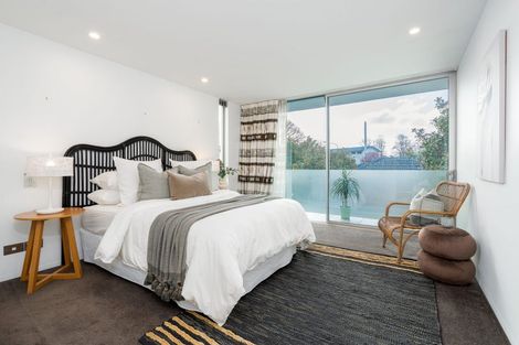 Photo of property in 14 Stirling Street, Merivale, Christchurch, 8014