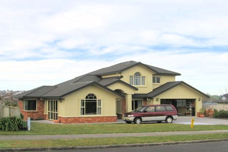 Photo of property in 11 Limousin Place, Grandview Heights, Hamilton, 3200