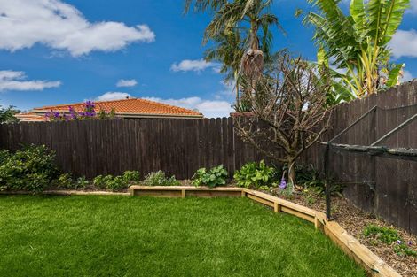 Photo of property in 7a Martin Jugum Lane, Ranui, Auckland, 0612