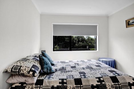 Photo of property in 120 Pohutukawa Place, Waiwhakaiho, New Plymouth, 4312