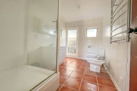 Photo of property in 1/49 Killarney Avenue, Torbay, Auckland, 0630