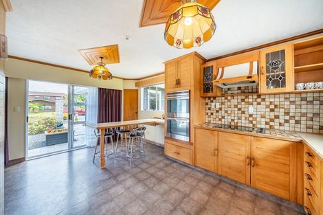 Photo of property in 11 Observatory Close, Whitby, Porirua, 5024