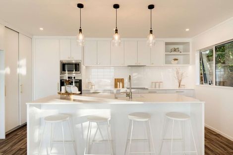 Photo of property in 124 Beach Road, Onerahi, Whangarei, 0110