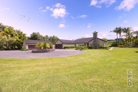 Photo of property in 832 Old North Road, Waimauku, 0882