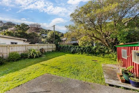 Photo of property in 66 Airlie Road, Plimmerton, Porirua, 5026
