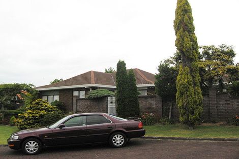 Photo of property in 2 Della Place, Conifer Grove, Takanini, 2112