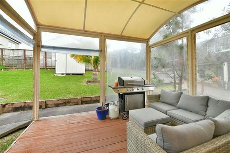 Photo of property in 5 Moera Place, Stanmore Bay, Whangaparaoa, 0932