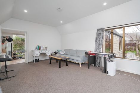 Photo of property in 31 O'connor Place, Burnside, Christchurch, 8053