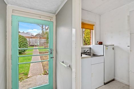 Photo of property in 231 Fifield Terrace, Opawa, Christchurch, 8023