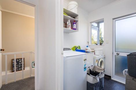 Photo of property in 369 Mangorei Road, Merrilands, New Plymouth, 4312