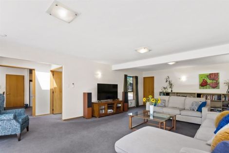 Photo of property in 7 Meadowcroft Lane, Harewood, Christchurch, 8051