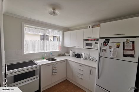 Photo of property in 40d Leighton Avenue, Waiwhetu, Lower Hutt, 5010