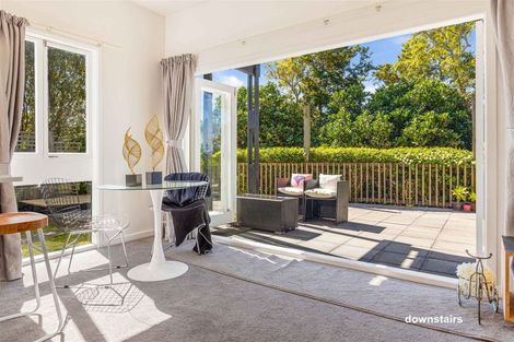 Photo of property in 94 Exmouth Road, Northcote, Auckland, 0627
