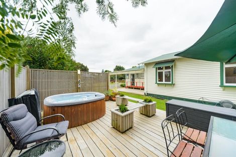 Photo of property in 60 Johnson Street, Bulls, 4818