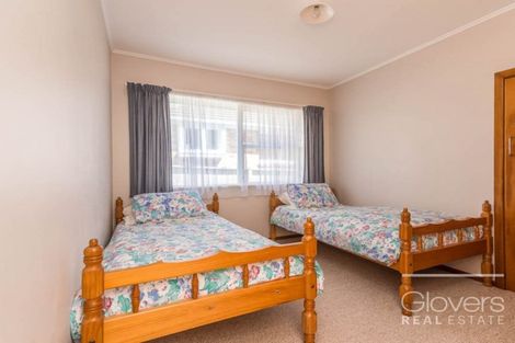 Photo of property in 7 Cajero Place, Green Bay, Auckland, 0604