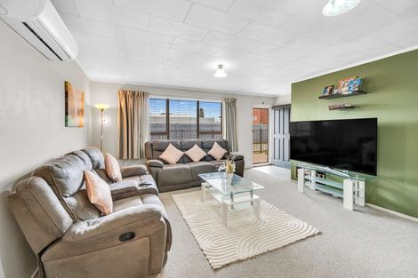 Photo of property in 3/804 Saint Aubyn, Parkvale, Hastings, 4122