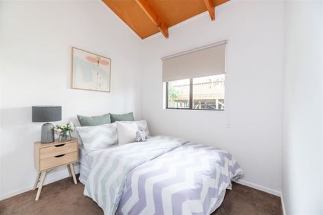 Photo of property in 2/179 Blockhouse Bay Road, Avondale, Auckland, 0600