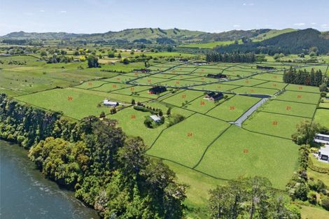 Photo of property in 2 Hydro Road, Edgecumbe, 3120