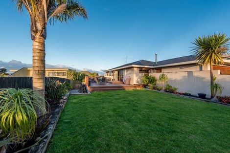 Photo of property in 63 Renoir Street, West Harbour, Auckland, 0618