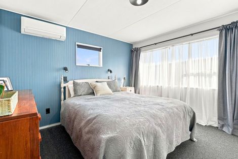 Photo of property in 60 Hinau Street, Castlecliff, Whanganui, 4501