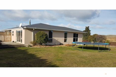 Photo of property in 856 Hakataramea Highway, Waimate, 7977
