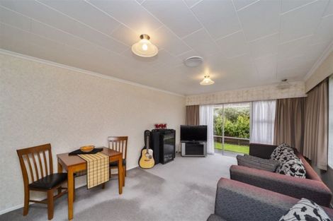 Photo of property in 37 Collins Street, Hawera, 4610