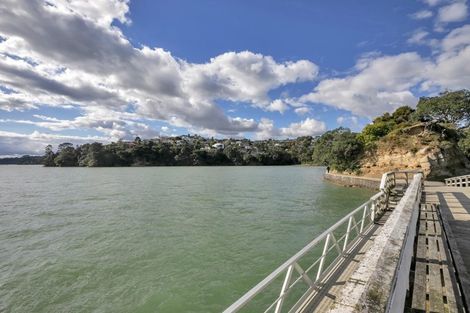 Photo of property in 50 Island Bay Road, Beach Haven, Auckland, 0626