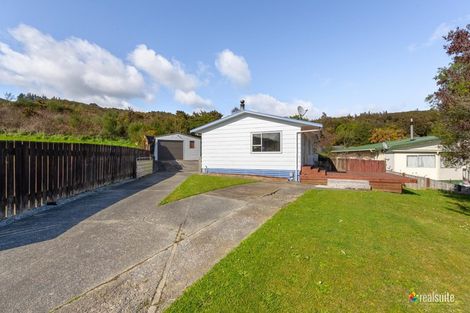 Photo of property in 21 Oaklands Grove, Clouston Park, Upper Hutt, 5018