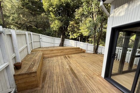 Photo of property in 24 Park Hill Road, Birkenhead, Auckland, 0626