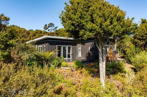 Photo of property in 5 Lancewood Lane, Pahi, Paparoa, 0571