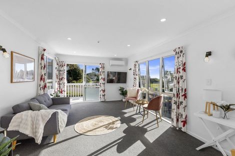 Photo of property in 8 Tikati View, Titahi Bay, Porirua, 5022