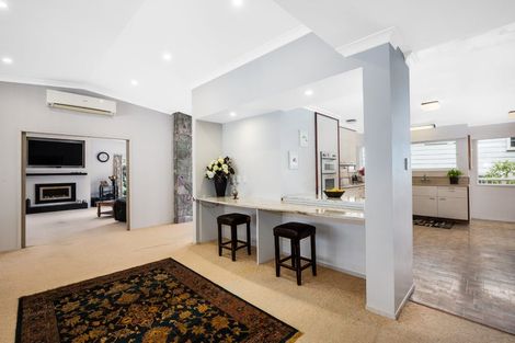 Photo of property in 40 Wai-iti Crescent, Woburn, Lower Hutt, 5010