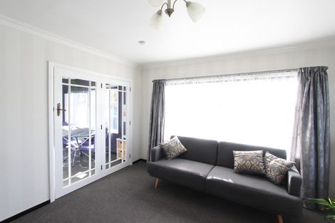 Photo of property in 12 Sedcole Street, Pahiatua, 4910