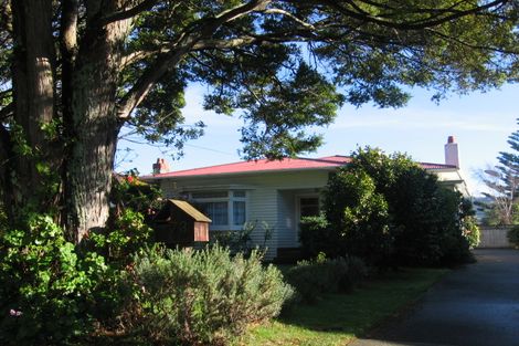 Photo of property in 73 Totara Crescent, Woburn, Lower Hutt, 5011